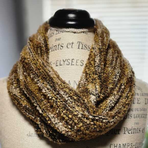 Infinity Scarf - Picture 3 of 3